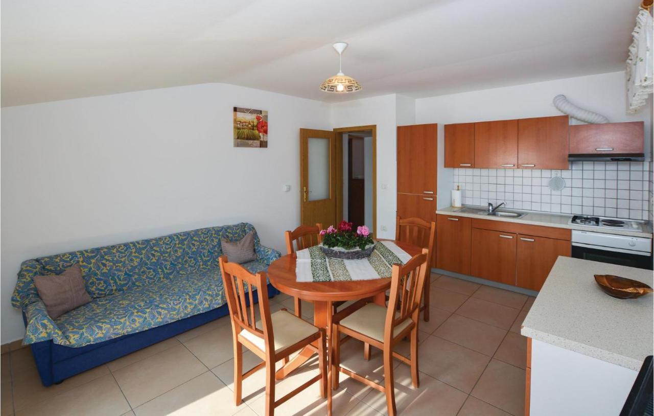 2 Bedroom Amazing Apartment In Πορτορόζ Εξωτερικό φωτογραφία