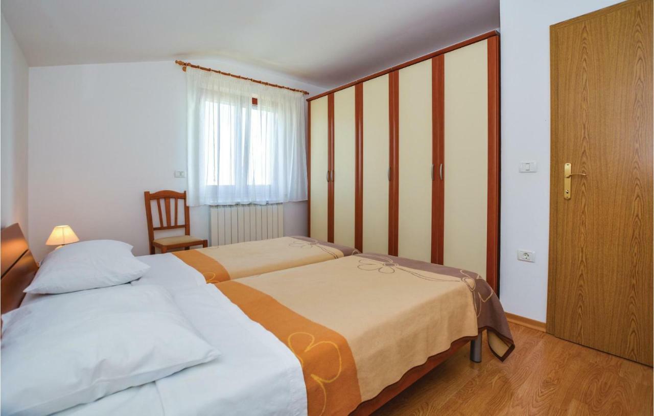 2 Bedroom Amazing Apartment In Πορτορόζ Εξωτερικό φωτογραφία